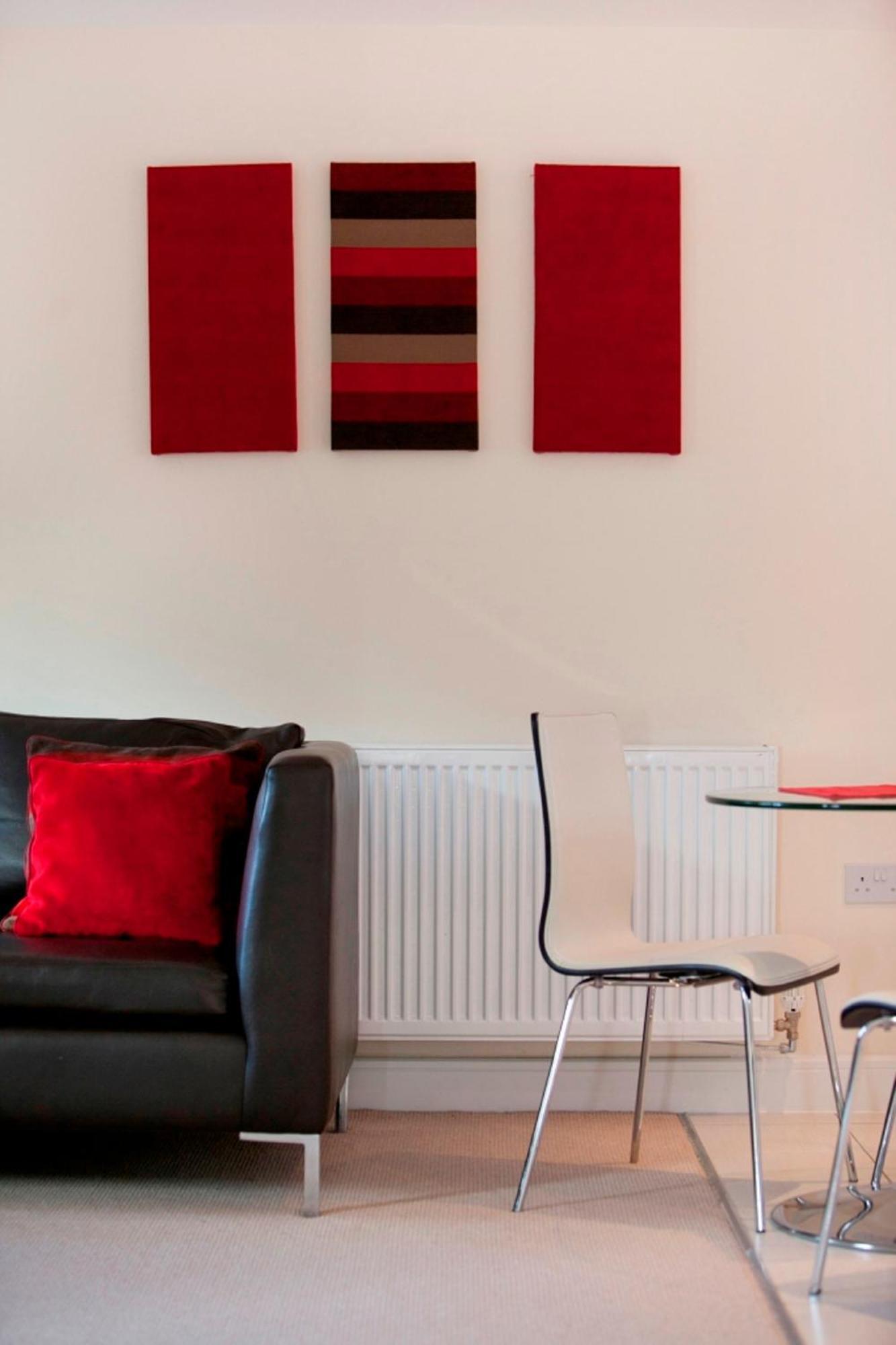 Dbs Serviced Apartments - The Coach House Castle Donington Room photo