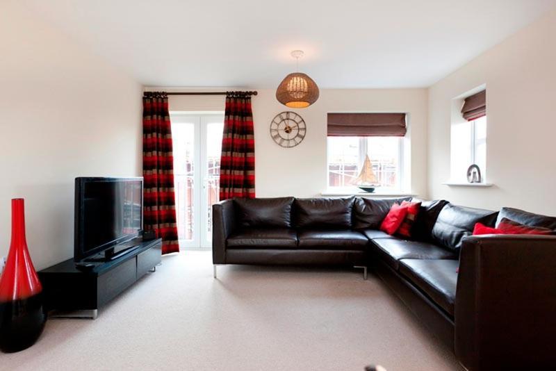 Dbs Serviced Apartments - The Coach House Castle Donington Exterior photo